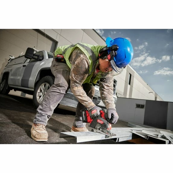 Milwaukee Tools Milwaukee BOLT™ 26dB Earmuff 48-73-3251 5 Milwaukee Tools Milwaukee BOLT™ 26dB Earmuff 48-73-3251 - Image 5